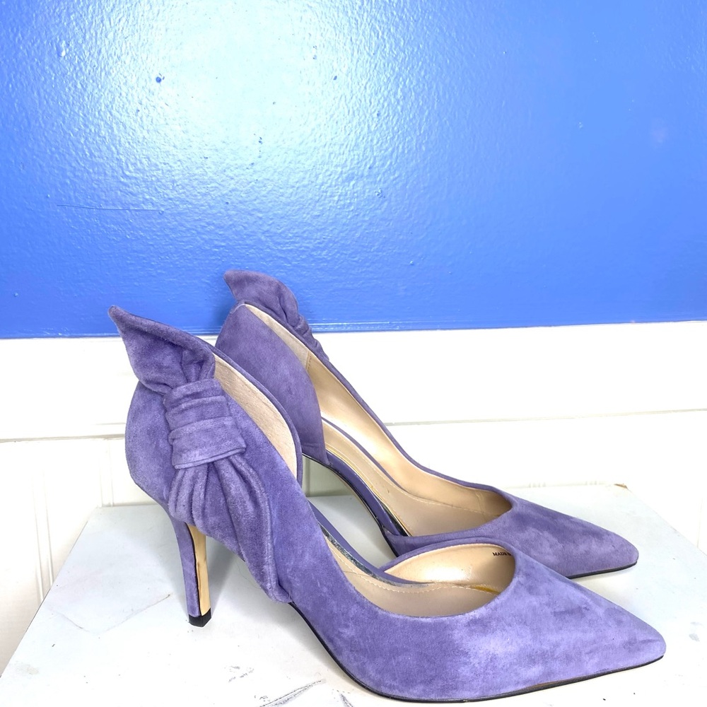 White House Black Market Lilac  Purple Suede Pointed-Toe Heels with Knot Detail